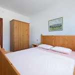 Апартаменты Limun-1 By Interhome Трогир