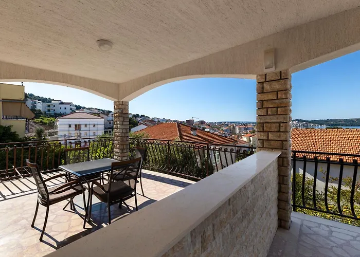 Appartement Limun-1 By Interhome *