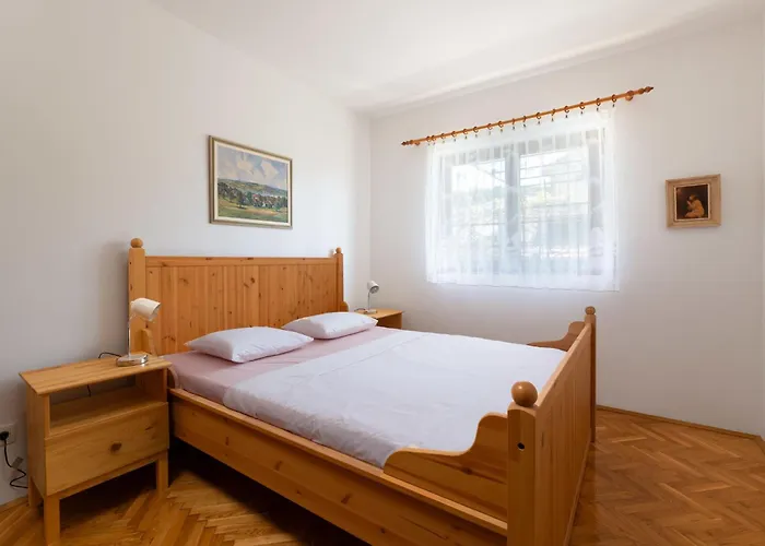 Limun-1 By Interhome *