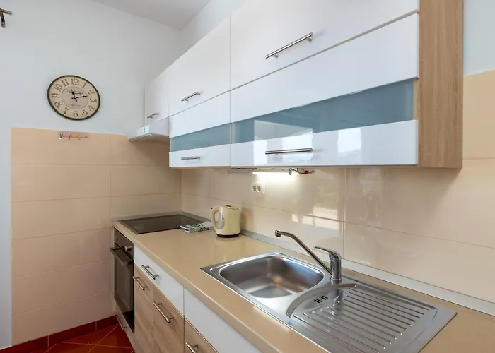 Apartment Limun-1 By Interhome